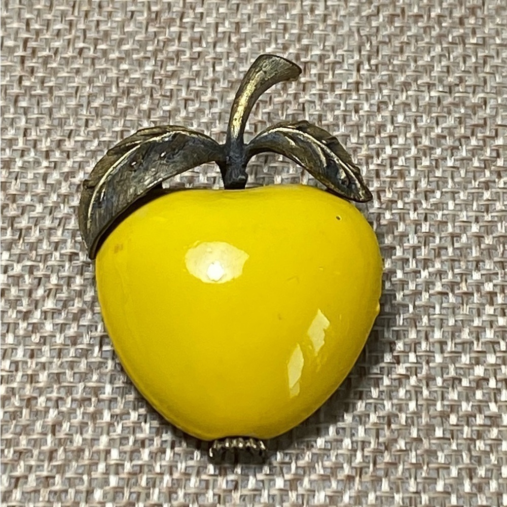 Vintage Yellow Apple Enamel Brooch Pin Anyique Gold Tone Leaves Estate